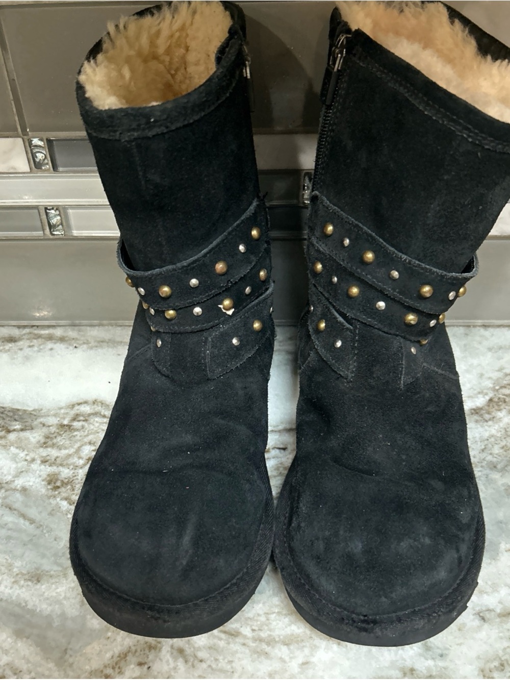 UGG Clovis Black Suede Winter Boots Kids  Size 3 Grls US Zip Studded Shearling.